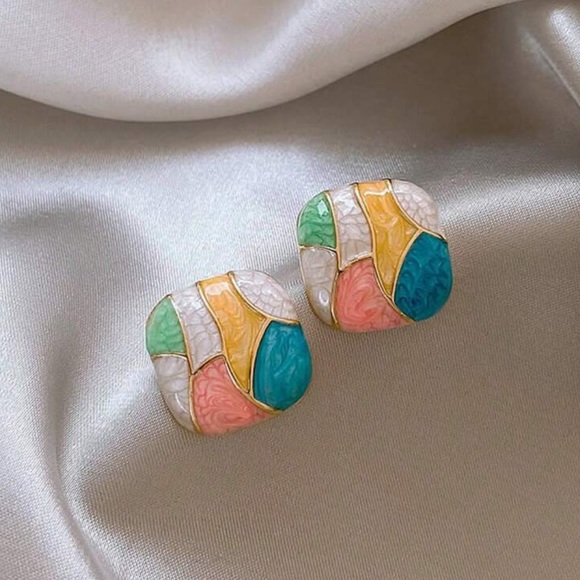 Anthropologie Jewelry - Adorable square pastel enamel statement studs 🤍
